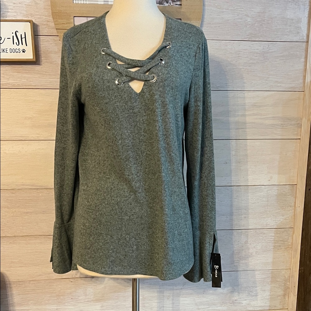 B. Wear Charcoal Lace-Up Long Sleeve Top XL
